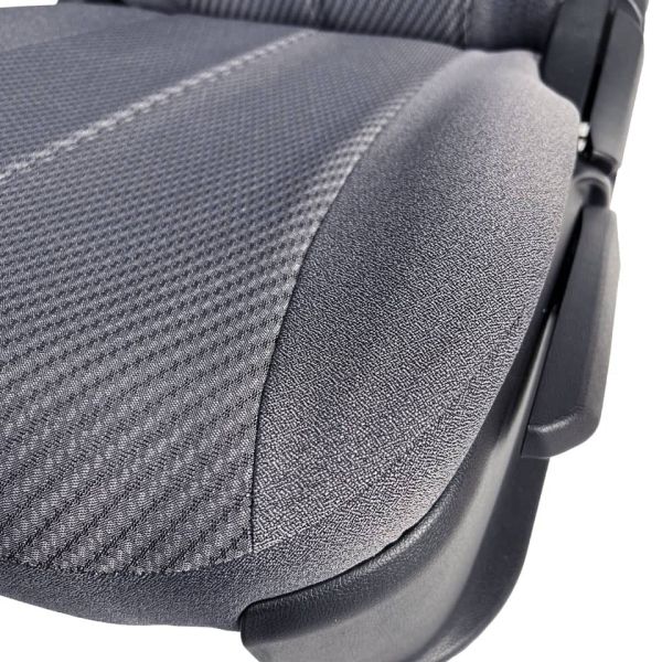 Чехлы из Жаккарда на Kia Spectra 2004-2011 г.в. Чехлы из Жаккарда на Kia Spectra 2004-2011 г.в.